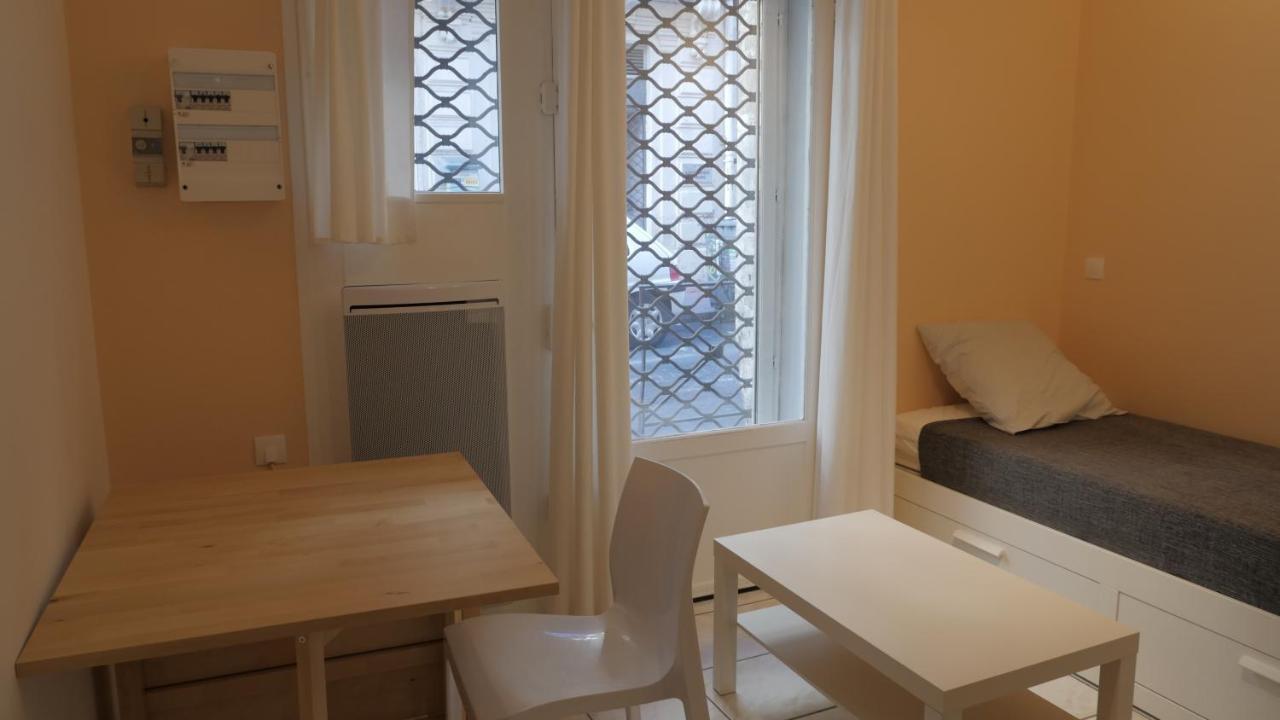 Petit studio gare Saint Roch Montpellier Lägenhet Exteriör bild